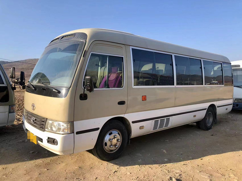বৈদ্যুতিক দরজা সহ TOYOTA কোস্টার মিনি বাস প্যাসেঞ্জার পর্যটন বাস ব্যবহৃত 26টি আসন