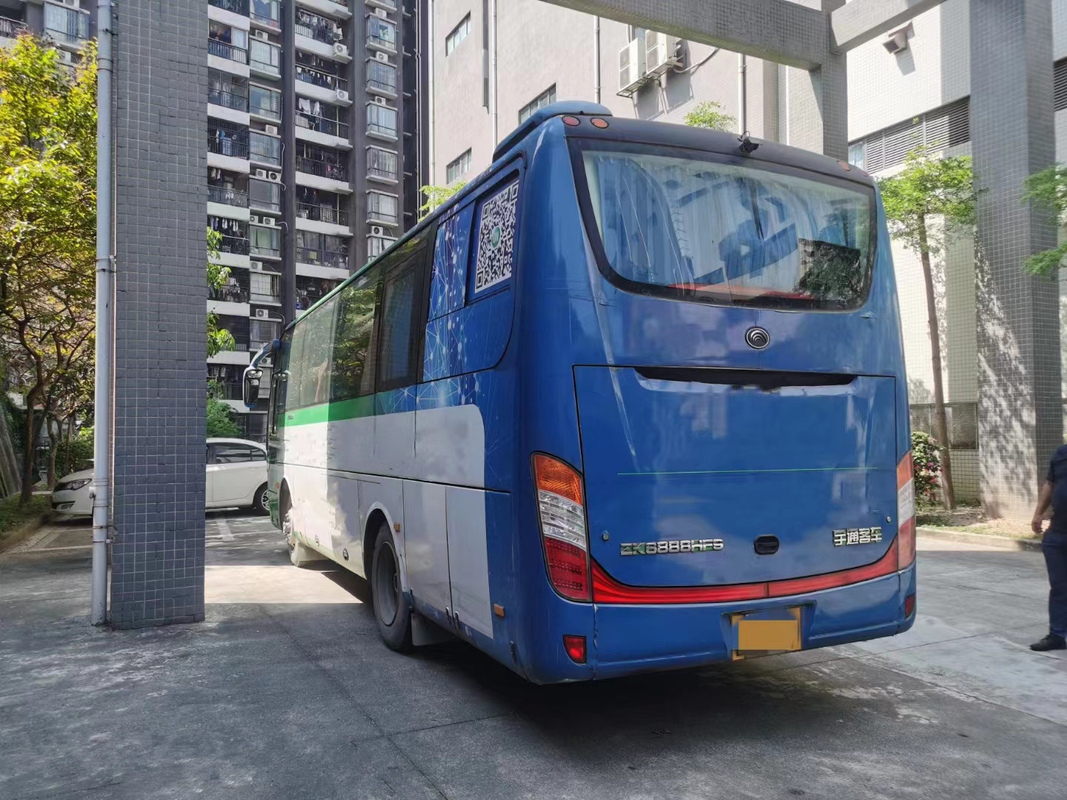 39টি আসন ইউটং বাস ZK6888 কোচ আরএইচডি স্টিয়ারিং ডিজেল ইঞ্জিন পরিবহনের জন্য ব্যবহার করা হয়েছে