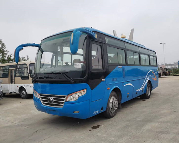 পরিবহনের জন্য 37টি আসন ইউটং বাস ZK6842D ফ্রন্ট ইঞ্জিন কোচ RHD স্টিয়ারিং ব্যবহার করা হয়েছে