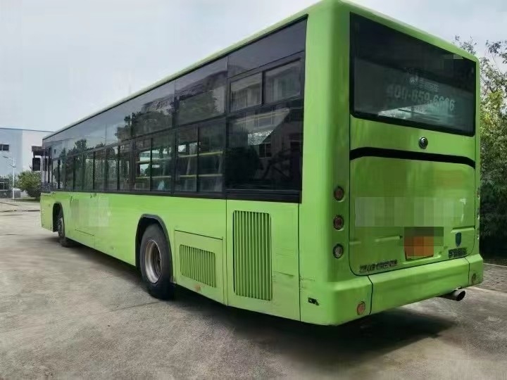 Zk6128 সিটি ইউটং বাস রাইট হ্যান্ড ড্রাইভ কোচ বাস 60 সিট ডিজেল ইঞ্জিন সাইটসিয়িং