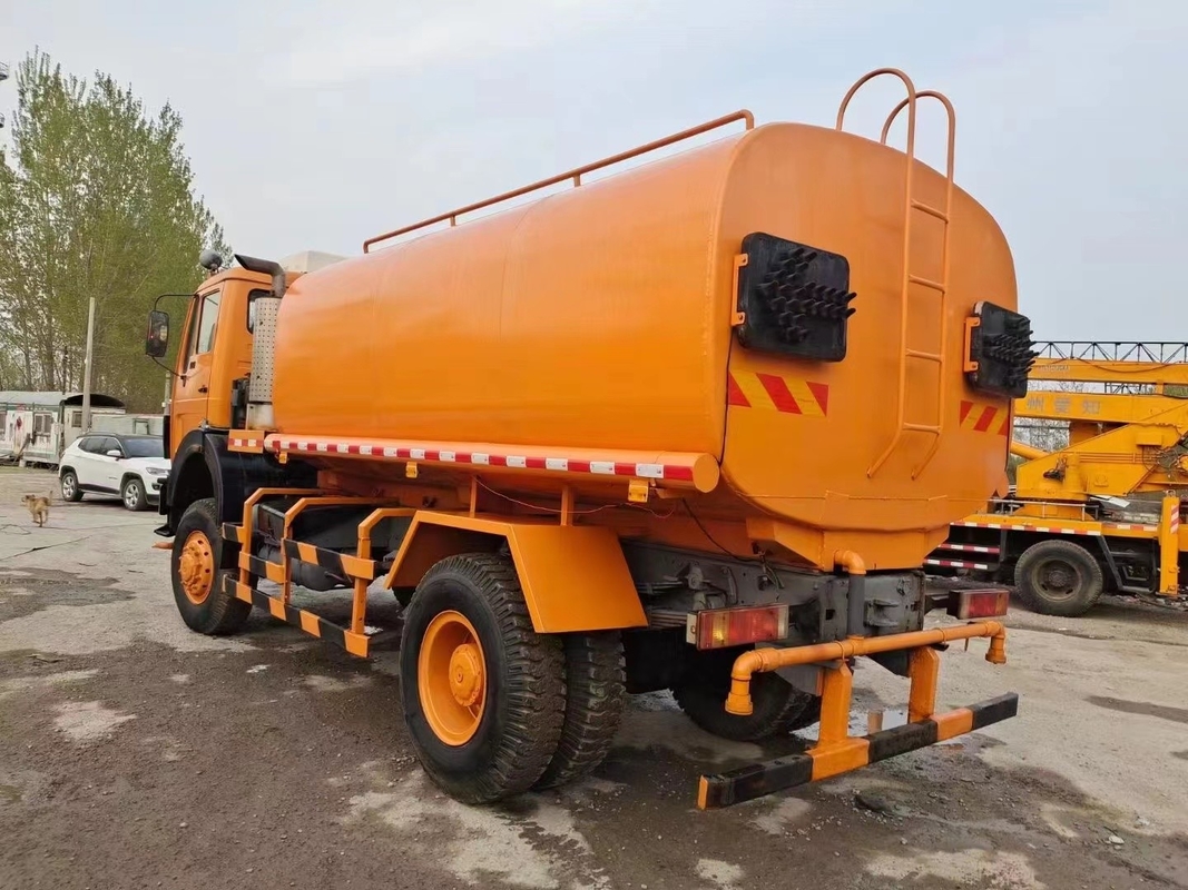 LHD 15 কিউবিক মিটার জলের ট্যাঙ্ক স্প্রিংকলার ট্রাক 290hp ফুল ড্রাইভ 4X4 অফ রোড জল স্প্রিংকলার