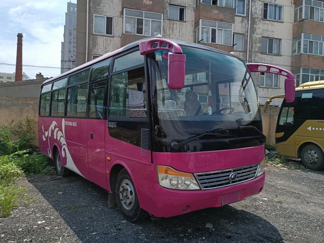 2016 বছরের 31 আসনের ইউটং বাস ZK6752D মিনি বাস যা পরিবহনের জন্য সামনের ইঞ্জিন সহ