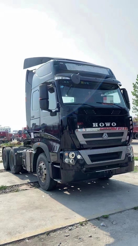 ব্যবহৃত Sinotruck 6*4 10 Wheel 440 Horse Power Tractor Howo T7 হেড ডিজেল ইঞ্জিন ট্রেলার হেড