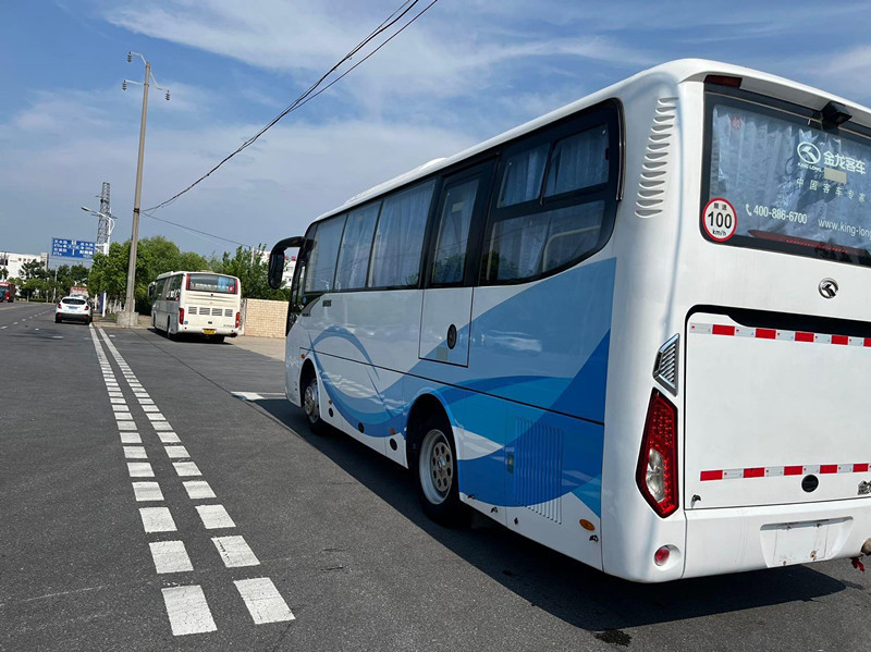 34টি আসন 2018 বছরে ব্যবহৃত কোচ বাস Kinglong XMQ6802 LHD স্টিয়ারিং পরিবহনের জন্য