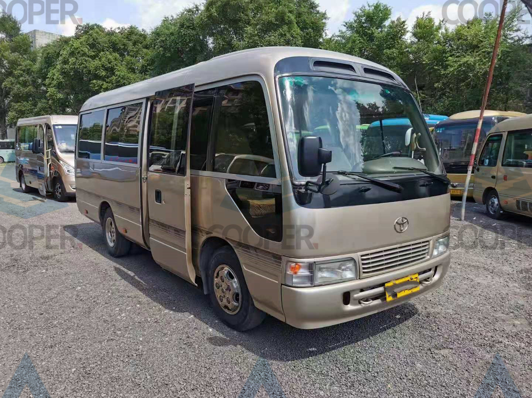 23-29 আসন ব্যবহৃত টয়োটা বাস টয়োটা কোস্টার ব্যবহার করা বাস বিলাসবহুল অভ্যন্তরীণ সজ্জা সহ