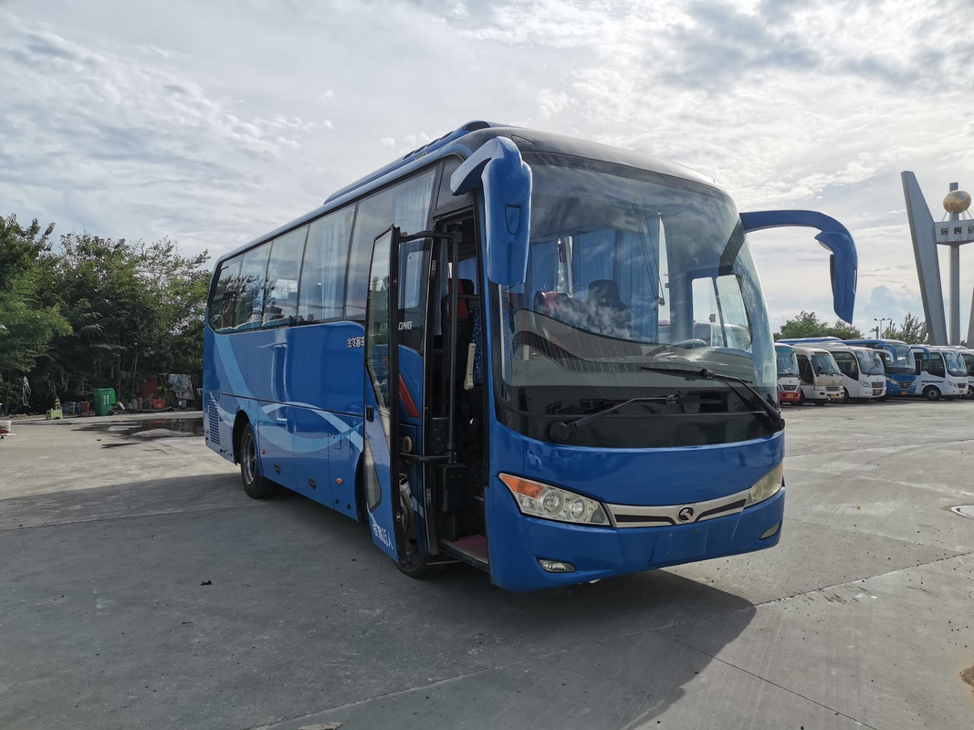 XMQ6802 ব্যবহৃত বাস কিংলং বাম স্টিয়ারিং কোচ 35 আসনের বৈদ্যুতিক YC4G 147kw এয়ার ব্যাগ সাসপেনশন