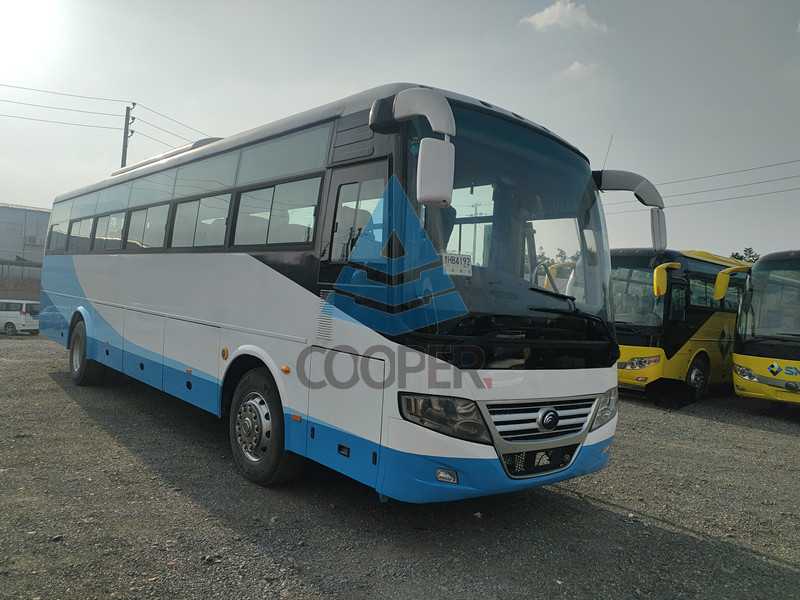 2014 সাল 53 সিটার ইউটং ব্যবহৃত বাস ZK6112D RHD স্টিয়ারিং নতুন সিট এয়ার কন্ডিশনার