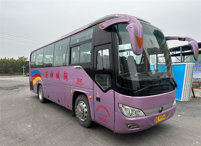 Zk6906H5Y ব্যবহৃত কোচ ইউটং বাস সেকেন্ড হ্যান্ড ডিজেল ইঞ্জিন 38টি আসন ভাল অবস্থায়