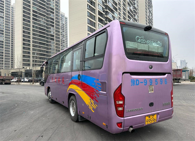 Zk6906H5Y ব্যবহৃত কোচ ইউটং বাস সেকেন্ড হ্যান্ড ডিজেল ইঞ্জিন 38টি আসন ভাল অবস্থায়