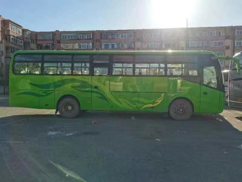সেকেন্ড হ্যান্ড মিনি ভ্যান ইউটং ZK6102D ফ্রন্ট ইঞ্জিন বাস 43 সিটার ডাবল ডোর LHD/RHD