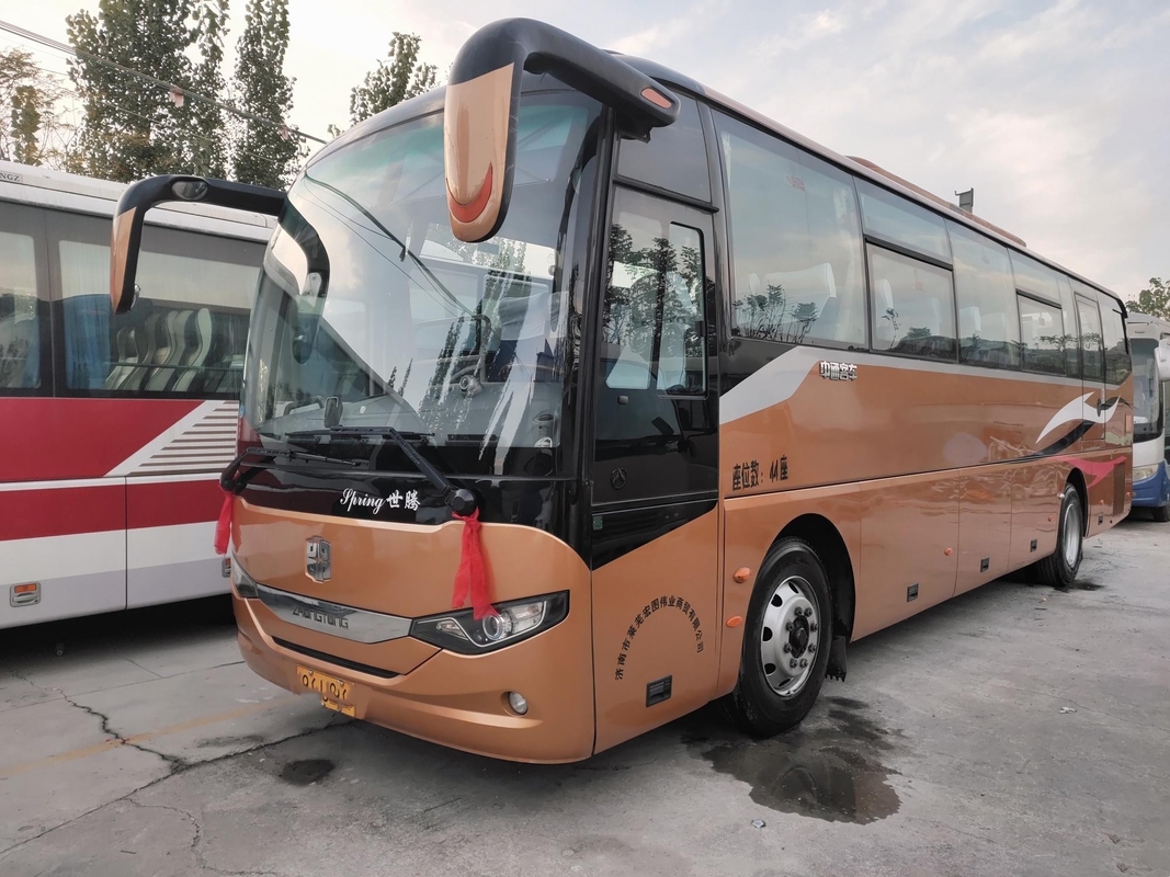 LCK6100 44 সিটার ব্যবহৃত কোচ ঝংটং বাস ইউচাই ইঞ্জিন দুটি দরজা বাম হাতের ড্রাইভ