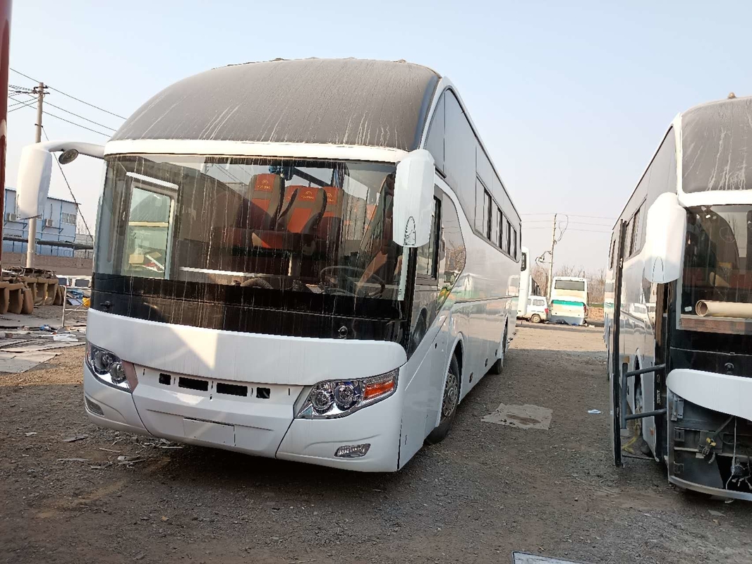ব্যবহৃত বাস এবং কোচ Yutong Zk6127 55 আসন LHD/RHD লিফ স্প্রিং সাসপেনশন দুটি দরজা