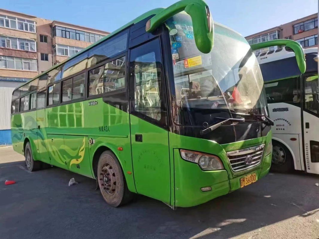 দীর্ঘ দূরত্বের বাস 2015 সালের 45 আসনের ZK6102D ফ্রন্ট ইঞ্জিন বাস ব্যবহৃত ইউটং বাস