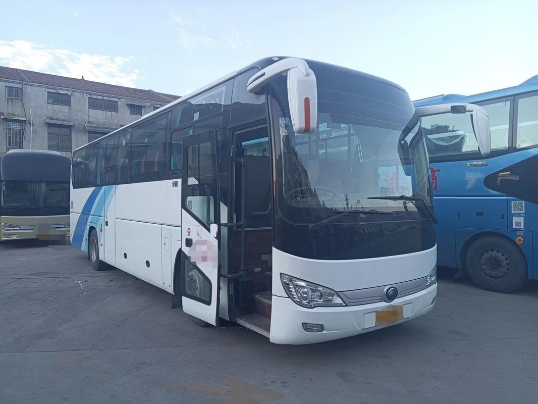 লাগেজ ব্যবহৃত বিলাসবহুল বাস 48 আসনের ZK6119 Yutong বাস যার মধ্য দরজার পিছনের ইঞ্জিন কোচ রয়েছে