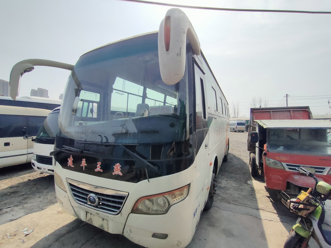 ব্যবহৃত কোচ বাস মিনি ভ্যান 43 সিটার ডান হাতের ড্রাইভ ইউটং লিফ স্প্রিং সাসপেনশন সহ শীতাতপনিয়ন্ত্রিত