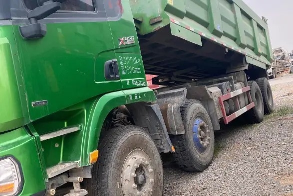 ব্যবহৃত বাণিজ্যিক ট্রাক 8×4 430hp Weichai ইঞ্জিন সেকেন্ড হ্যান্ড SHACMAN D'LONG X3000 ডাম্প ট্রাক