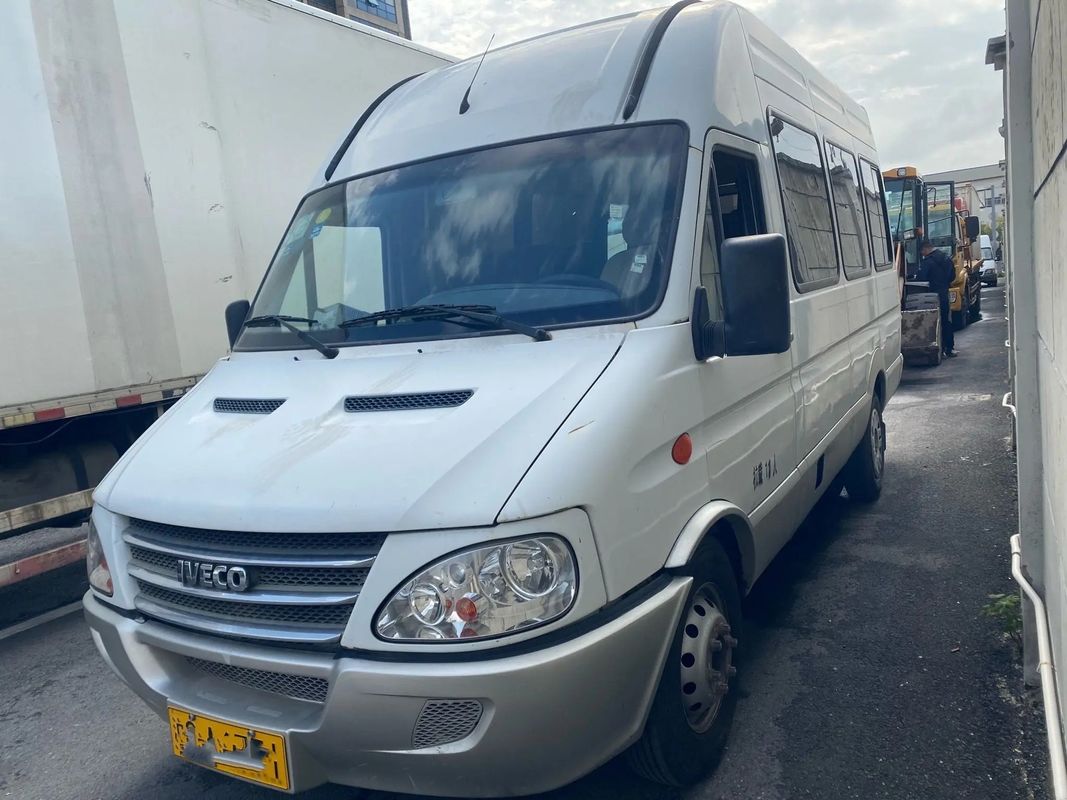 সেকেন্ড হ্যান্ড মিনি ভ্যান সামনের ইঞ্জিন ১১ আসন পিছনের দরজা এ/সি উচ্চ ছাদ ১৪০hp ব্যবহৃত মিনিবাস NJ6604