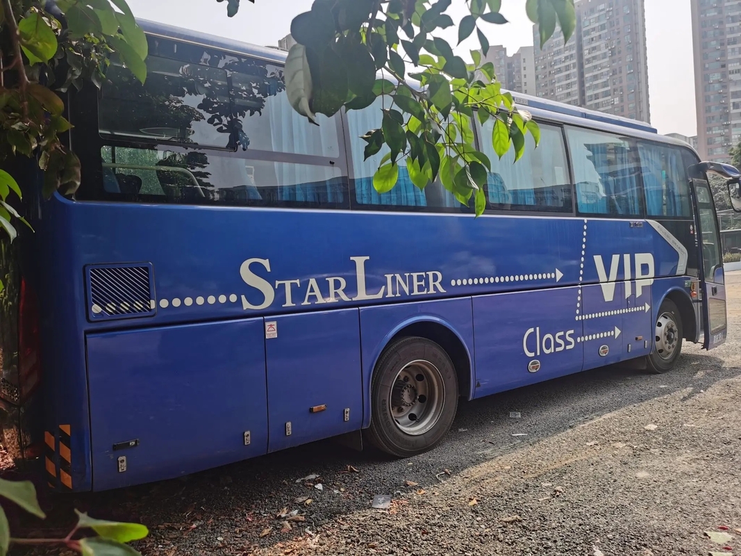 ২য় হ্যান্ড বাস ইউচাই ইঞ্জিন 220hp 38 সিট সিলিং উইন্ডো 8.7 মিটার ব্যবহৃত গোল্ডেন ড্রাগন বাস XML6887