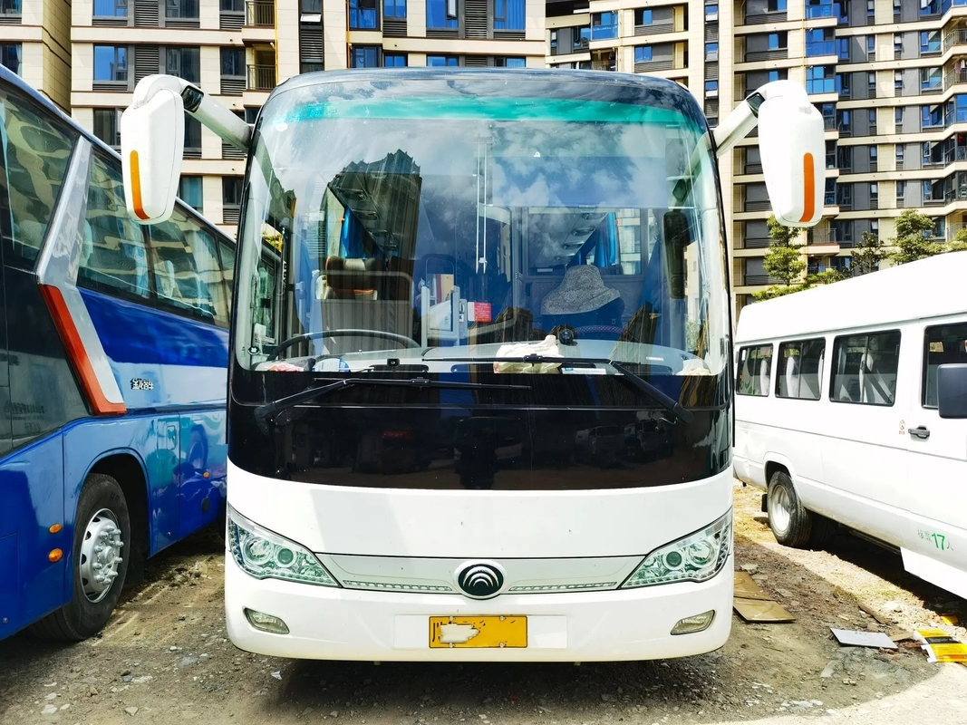 ব্যবহৃত বাস এবং কোচ মধ্য যাত্রীর দরজা 50 আসনের ওয়েচাই ইঞ্জিন ইউএসবি চার্জার এ/সি ২য় হ্যান্ড ইয়ংটং বাস ZK6119