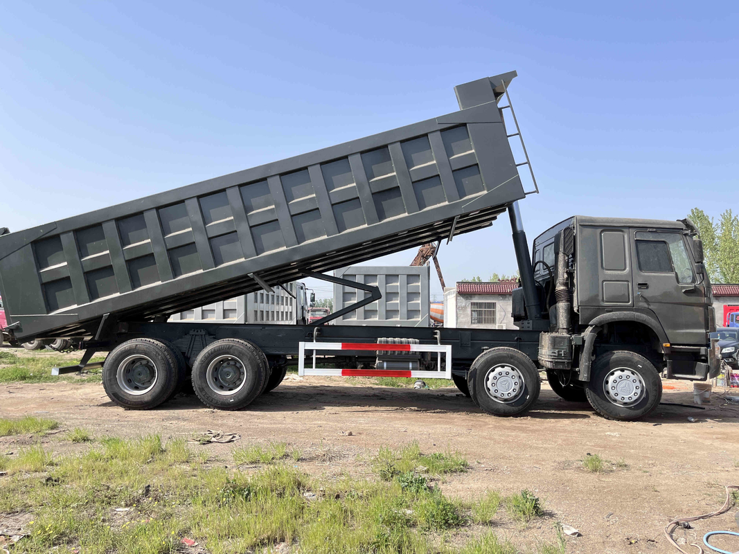 ব্যবহৃত টিপার ট্রাক 371hp Sinotruck ইঞ্জিন 10.5 মিটার 16t রেটেড লোড 8×4 সেকেন্ড হ্যান্ড HOWO ZZ3317