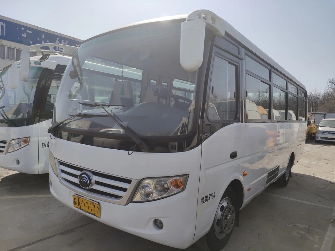 ব্যবহৃত সংক্ষিপ্ত বাস ফোল্ডিং ডোর 26 আসনের সামনের ইঞ্জিন স্লাইডিং উইন্ডো 7 মিটার সেকেন্ড হ্যান্ড ইয়াং টং বাস ZK6720D