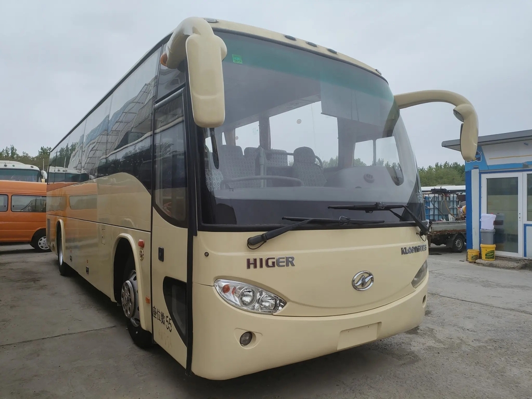 ব্যবহৃত Mci বাস KLQ6116 ব্যবহৃত হাইগার সিলিং উইন্ডো 55 আসনের একক দরজা ইউচাই ইঞ্জিন 10.5 মিটার
