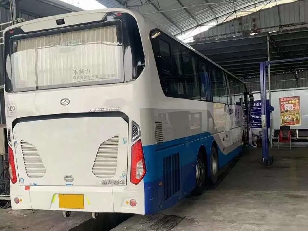 সেকেন্ড হ্যান্ড বাস বড় লাগেজ বগি বিরল ইঞ্জিন 375hp 56 আসন A/C ব্যবহৃত কিংলং বাস XMQ6135 LHD/RHD