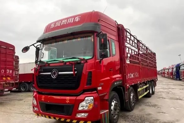 ব্যবহৃত কার্গো ট্রাক 17.8t রেটেড লোড হাই রুফ 420hp 8×4 ড্রাইভ মোড 12 টায়ার ফাস্ট গিয়ারবক্স ডংফেং লরি ট্রাক