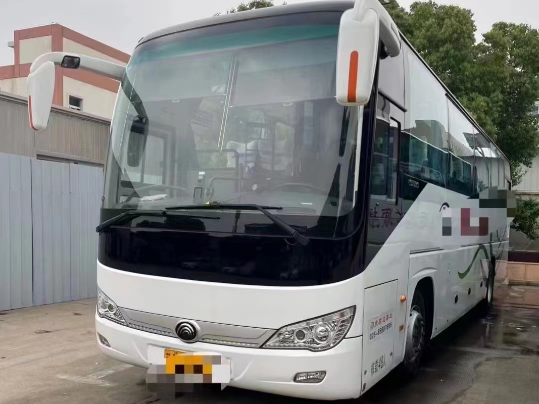 ২য় হ্যান্ড বাস 2020 বছর ইউকুয়াই ইঞ্জিন 48 আসনের পাতার স্প্রিং লেফট হ্যান্ড ড্রাইভ সিলিং উইন্ডো ব্যবহৃত ইউটং বাস