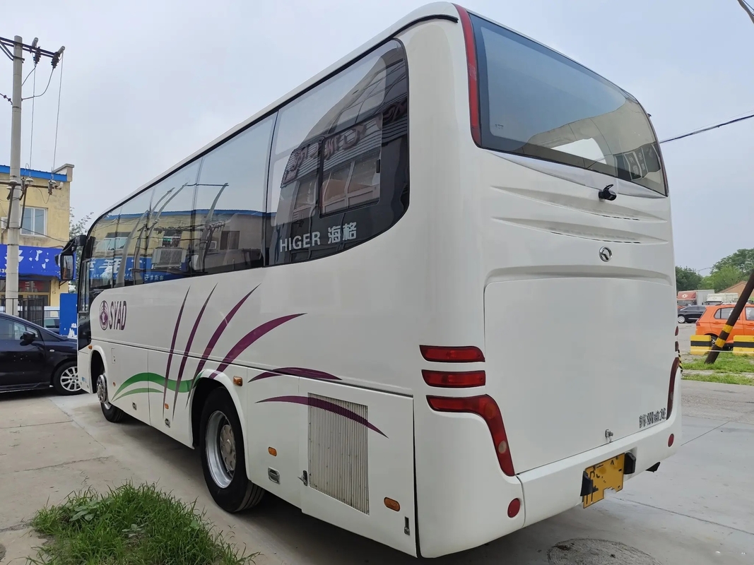 ব্যবহৃত বাণিজ্যিক বাস ইউচাই ইঞ্জিন 200hp লাগেজ র্যাক 37 আসন সাদা রঙের বাম হাতের ড্রাইভ হাইগার বাস KLQ6856