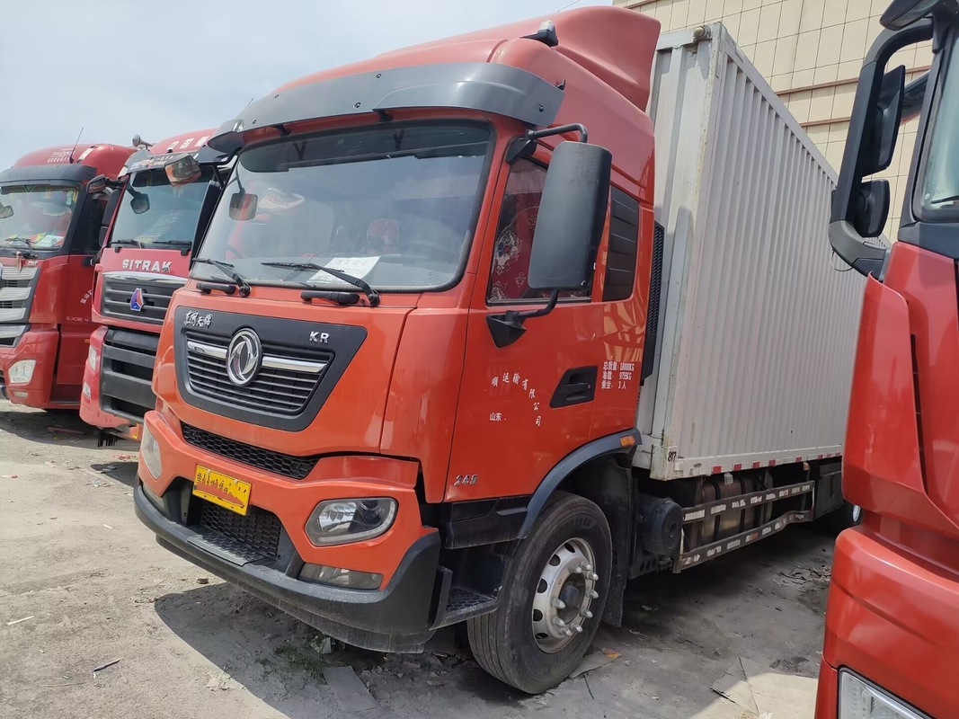ব্যবহৃত কার্গো ট্রাক কামিন্স ইঞ্জিন 245 Hp ফাস্ট গিয়ারবক্স 10 মিটার লম্বা হাই রুফ কেবিন ডংফেং ভ্যান ট্রাক