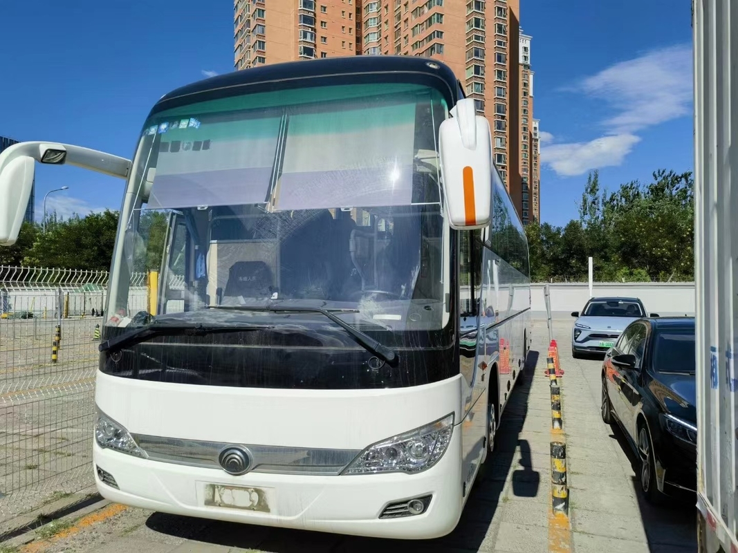 ইয়াং টং বাস ZK6112 সাদা রঙের 53 আসন 12 মিটার লম্বা উইচাই ইঞ্জিন 336hp এয়ার কন্ডিশনার ২য় হ্যান্ড কোচ বাস