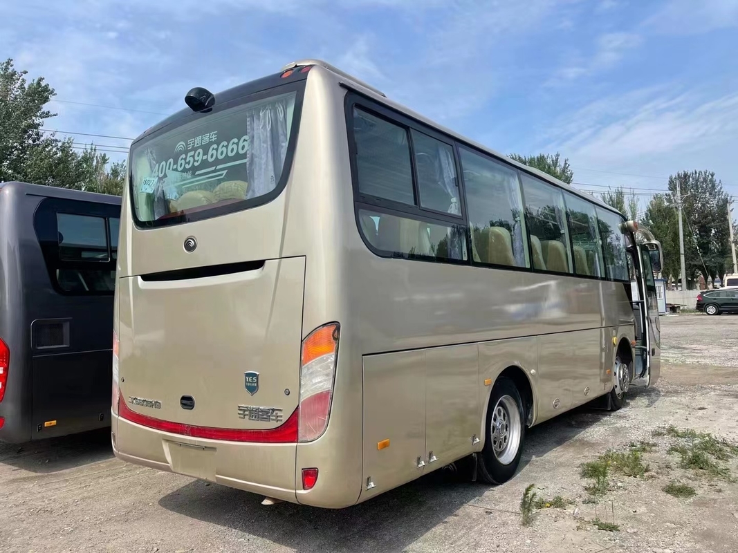 পুরানো বাস 35 সিট Yutong ZK6808 ব্যাগ স্ট্যাক এ/সি সহ ম্যানুয়াল ট্রান্সমিশন