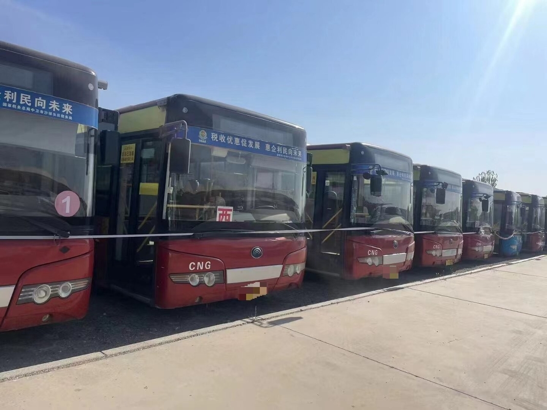 ৪৯ জন বসার ব্যবহৃত সিটি বাস ১০০ জন যাত্রী Yutong Zk6125 Cng ইঞ্জিন ডাবল ডোর