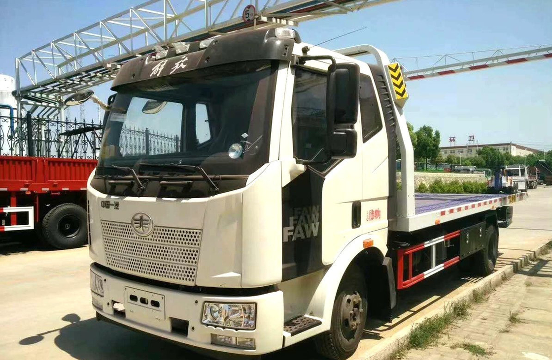 Wrecker ট্যাগ ট্রাক বিছানা FAW J6L মডেল একক অক্ষ 6 চাকার 160hp লোডিং 3.5 টন LHD