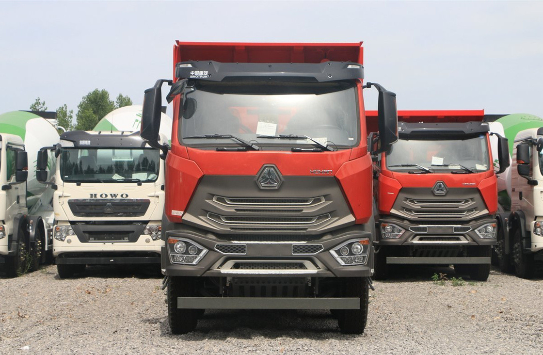 সিনো ট্রাক 60 টন ডাম্পার পাওয়ার ডিজেল ইঞ্জিন 440hp হোহান টিপার 8 × 4 খনির পরিবহন