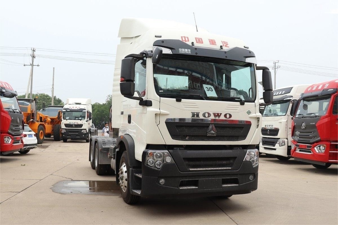 HOWO সিঙ্গেল রিং সেমি TX ভারী ট্রাক 440HP 6X4 12 গিয়ার ডুয়াল ড্রাইভ এলএনজি ট্র্যাক্টর জাতীয় VI