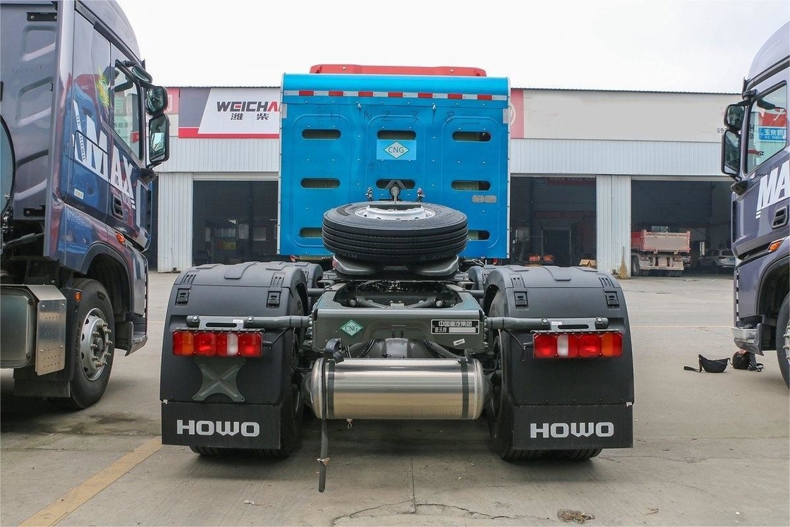 460hp HOWO ভারী ট্রাক 6X4 সিএনজি রিয়ার ডাবল এক্সেল রিয়ার আট চাকা ট্র্যাক্টর জাতীয় VI