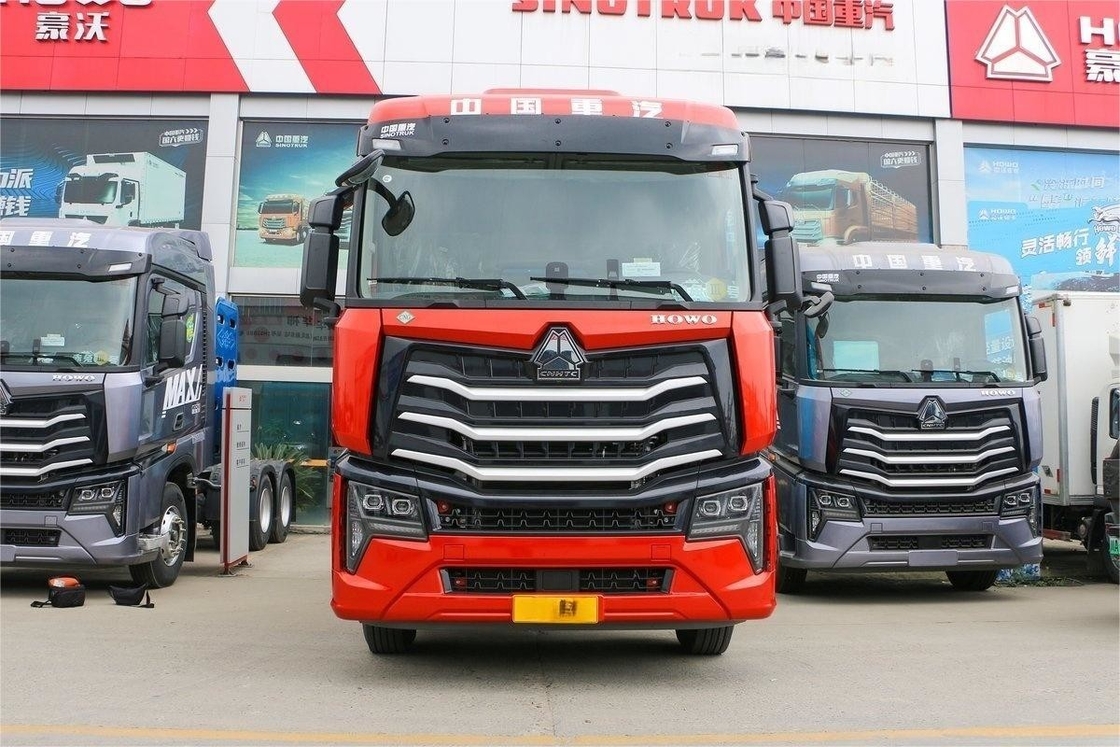 460hp HOWO ভারী ট্রাক 6X4 সিএনজি রিয়ার ডাবল এক্সেল রিয়ার আট চাকা ট্র্যাক্টর জাতীয় VI