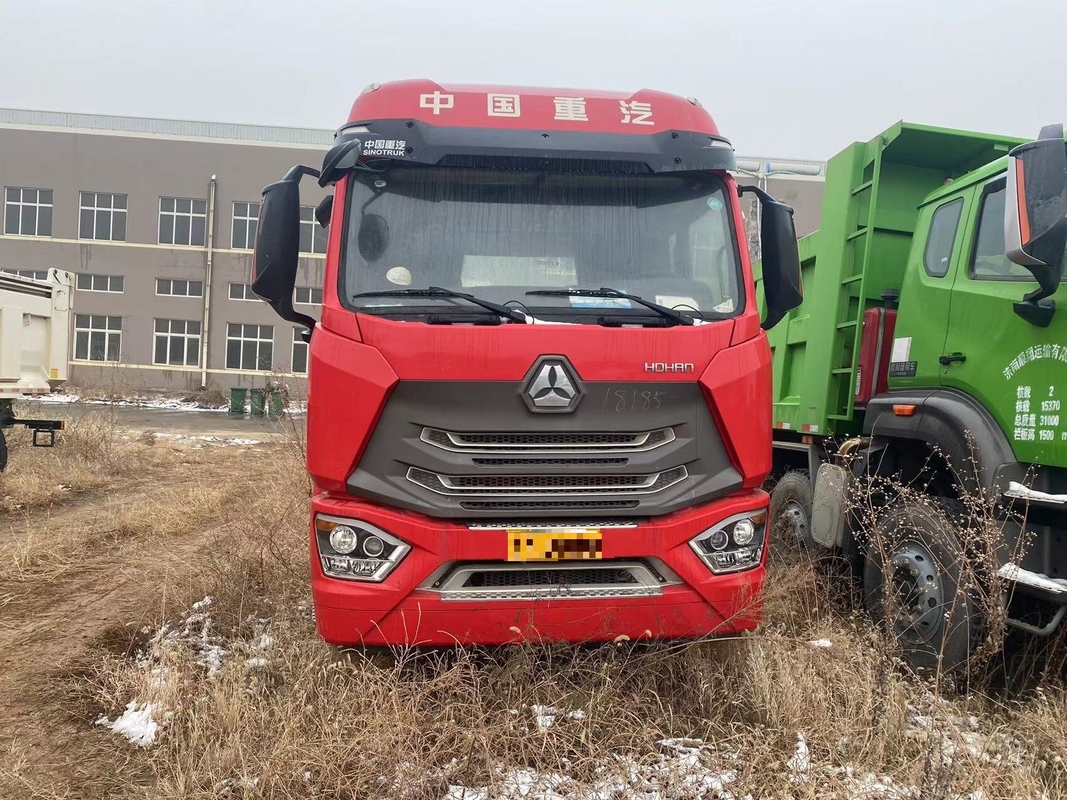 সিনো ট্রাক লিফ স্প্রিং Weichai 440hp শক্তিশালী ইঞ্জিন হোহান ট্র্যাক্টর হেড 6 * 4 এ / সি সহ উচ্চ ছাদ