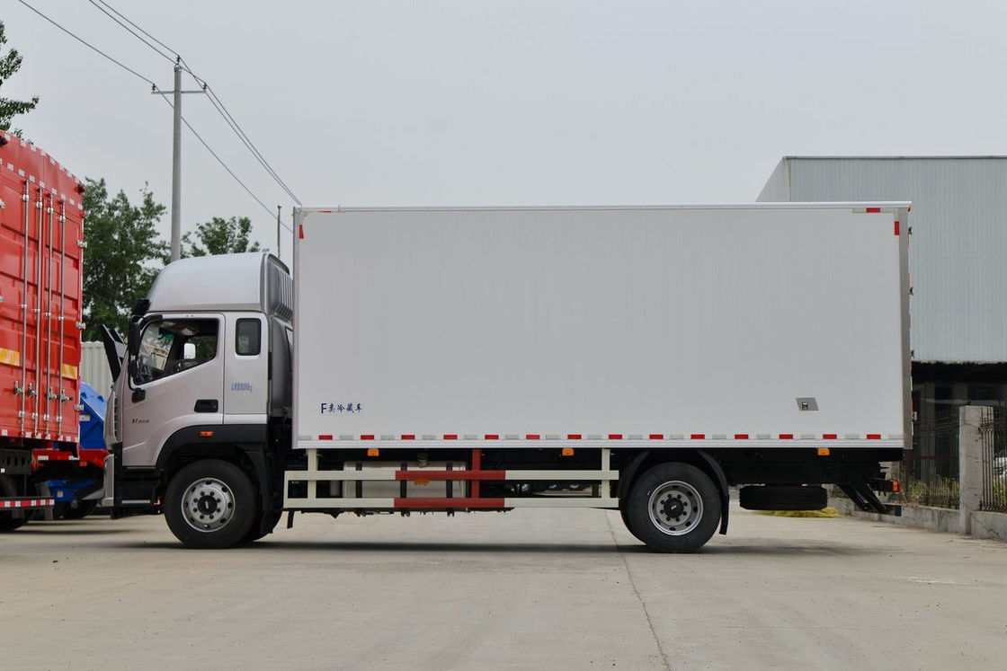 ফোটন BJ5186 245HP 4X2 একক অক্ষ 6.6m ডাবল ডোর সাদা কার্গো বক্স রেফ্রিজারেটেড ভ্যান