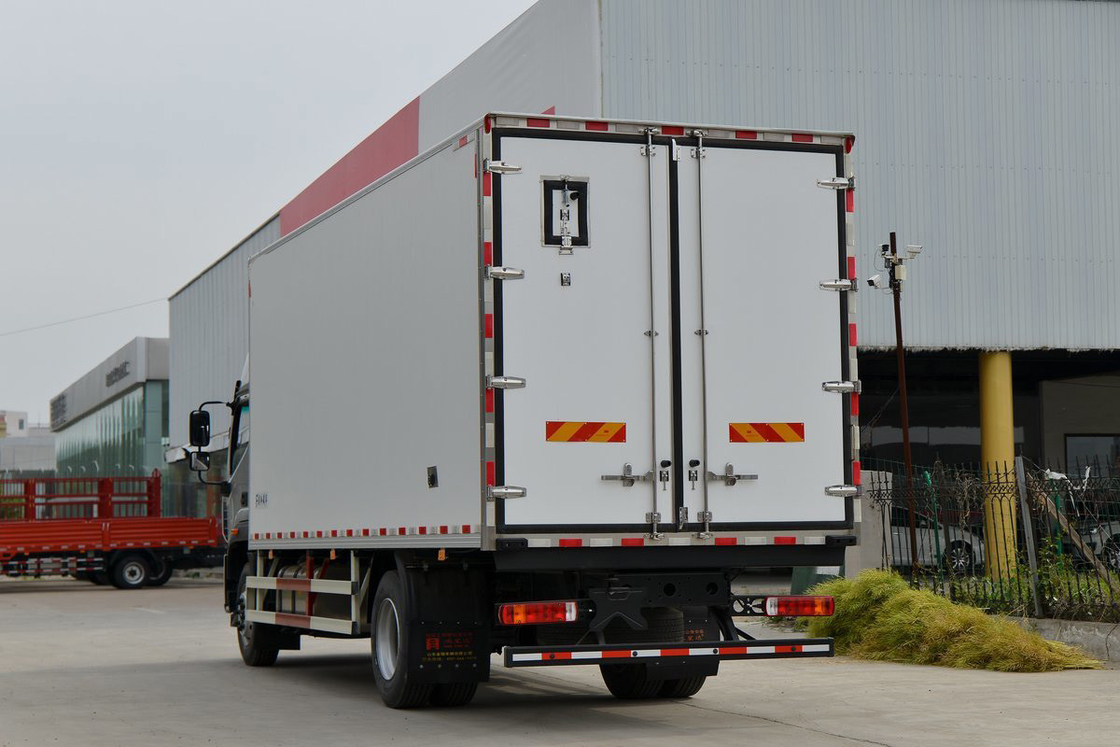 ফোটন BJ5186 245HP 4X2 একক অক্ষ 6.6m ডাবল ডোর সাদা কার্গো বক্স রেফ্রিজারেটেড ভ্যান