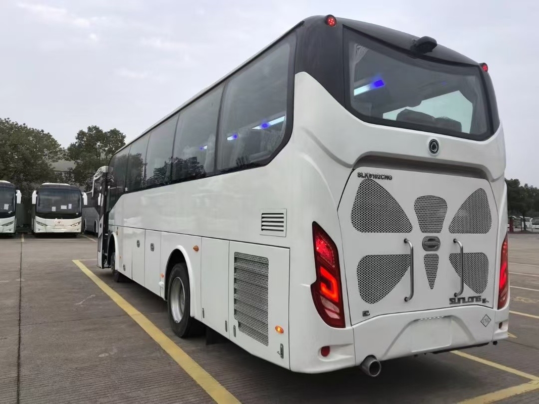 ব্যবহৃত বাস 36 আসন সানলং বাস SLK6102 সিএনজি ইউচাই ইঞ্জিন ডান হাতের ড্রাইভ আফ্রিকায় ব্যবহার