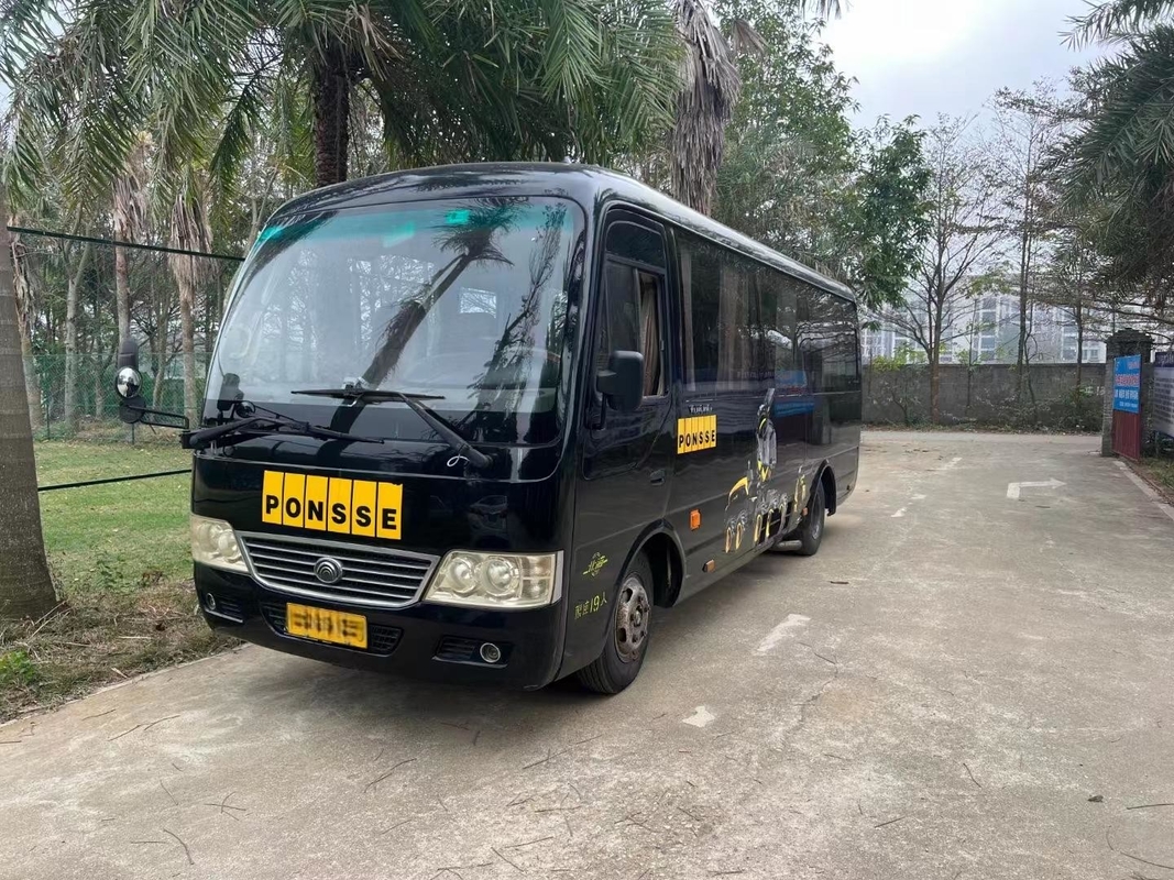 ব্যবহৃত মিনি বাস বিক্রয়ের জন্য Yutong ZK6708D সামনের ইঞ্জিন ডিজেল কোস্টার বাস 19 সিট 2 + 1 সিট বিন্যাস