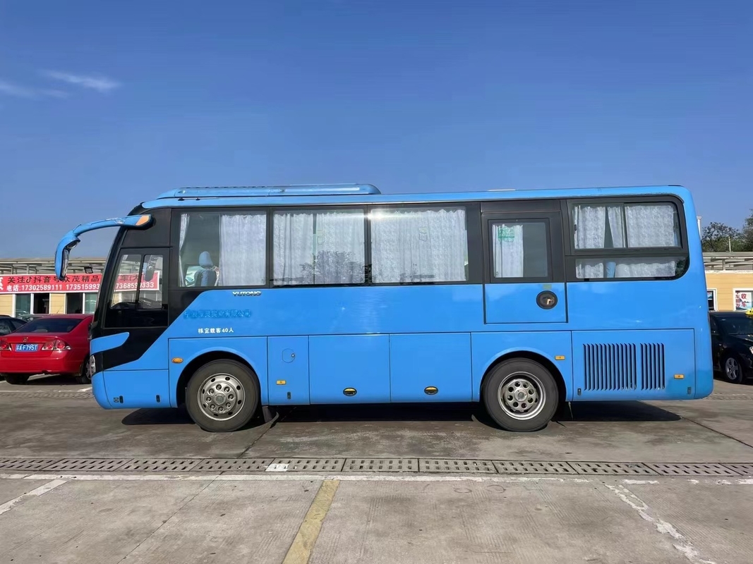 ব্যবহৃত মিনি বাস বিক্রির জন্য 40 আসন 8 মিটার যাতায়াতের বাস ইউটং ZK6808 বাম হাতের ড্রাইভ ব্যবহার গানা