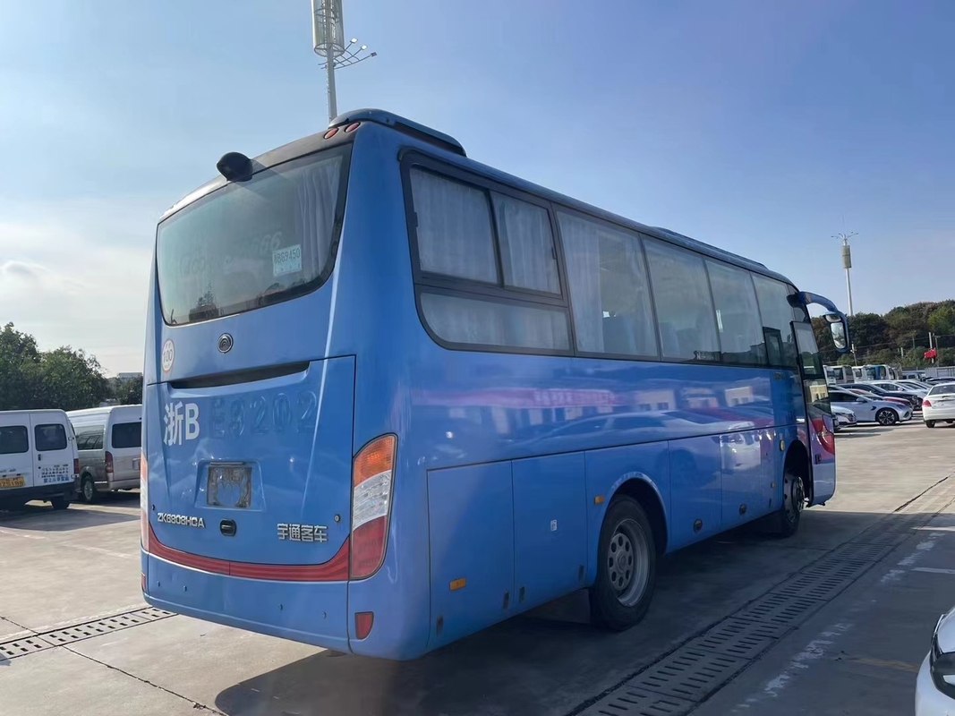 ব্যবহৃত মিনি বাস বিক্রির জন্য 40 আসন 8 মিটার যাতায়াতের বাস ইউটং ZK6808 বাম হাতের ড্রাইভ ব্যবহার গানা