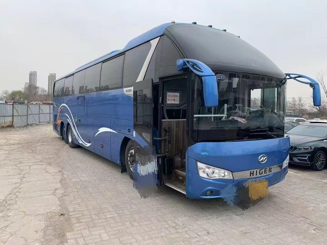 বাসের বাস সেকেন্ড হ্যান্ড হিগার KLQ6132 Weichai 375hp ডাবল ডিফার বাস 56 সিট ডাবল রিয়ার Alxe Lux পরিবহন