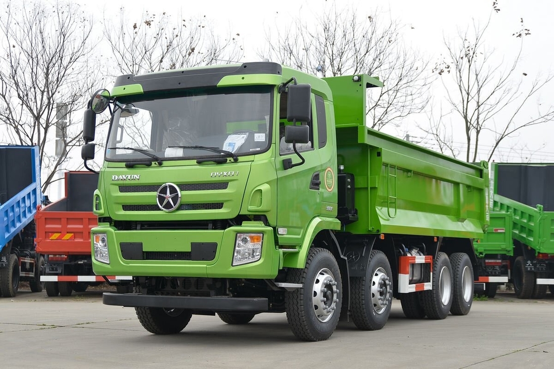 ব্যবহৃত ডাম্প ট্রাক বিক্রয়ের জন্য 300hp DAYUN N6 8*4 ড্রাইভ মোড ব্যবহৃত নির্মাণ ডাম্প ট্রাক কম মাইলেজ সঙ্গে