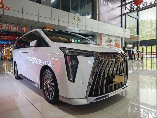 সাশ্রয়ী ট্রাম্পচি এম৮ ২০২৩ গ্র্যান্ডমাস্টার সিরিজ ২.০টিজিডিআই আলটিমেট সংস্করণ বিক্রয়ের জন্য, ২-চাকা বিশিষ্ট, বিলাসবহুল পারিবারিক ব্যবহার