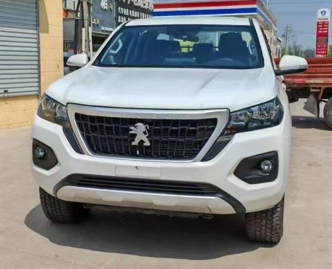 সাশ্রয়ী মূল্যের নতুন Peugeot ডিজেল 4WD ভোলাঁতে আ লা ইজকুইয়ের্দা ইউরো 5 ডাবল কেবিন রপ্তানির জন্য